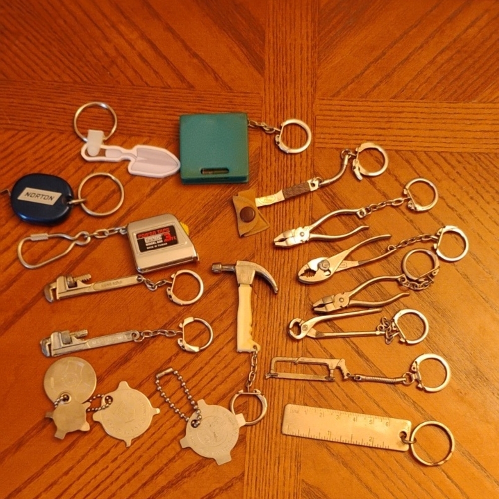 Lot/16 Keychain Tools Wrenches Pliers Tape Measures Saw Levels Hammer Axe Vtg